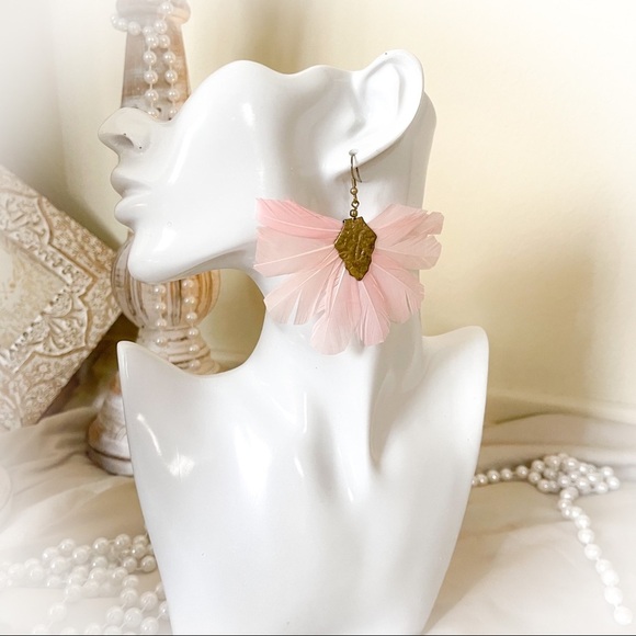 Boho Blush / Pink Feather Drop Earrings - Picture 1 of 4